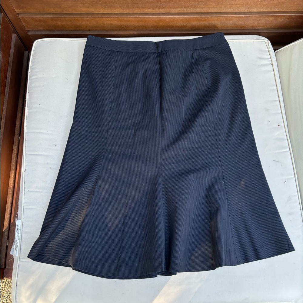Banana Republic women’s pinstripe skirt